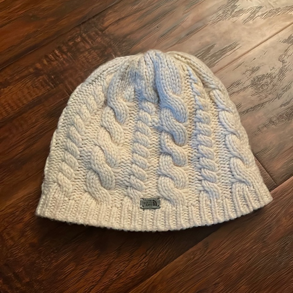 Ivory North Face knitted hat beanie